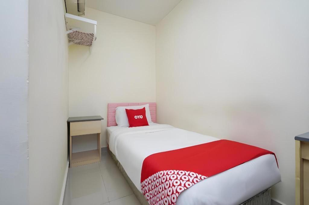 Oyo 89717 Budget Star Hotel Kuala Lumpur Exterior foto